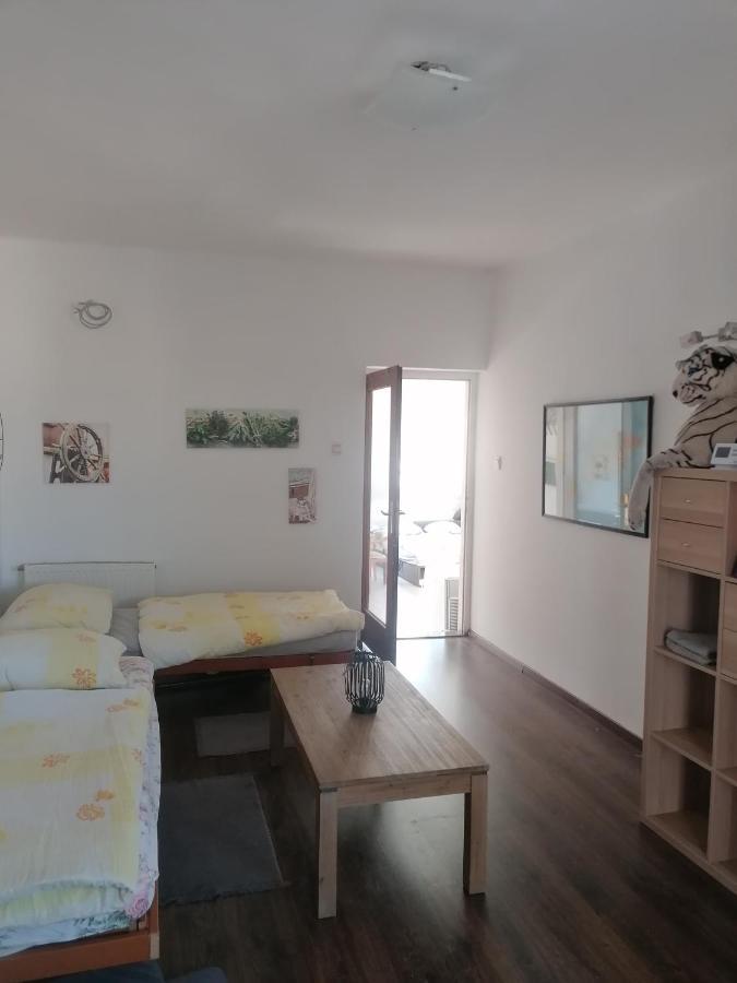 Ujkapu Sunshine Apartments Győr Exterior foto